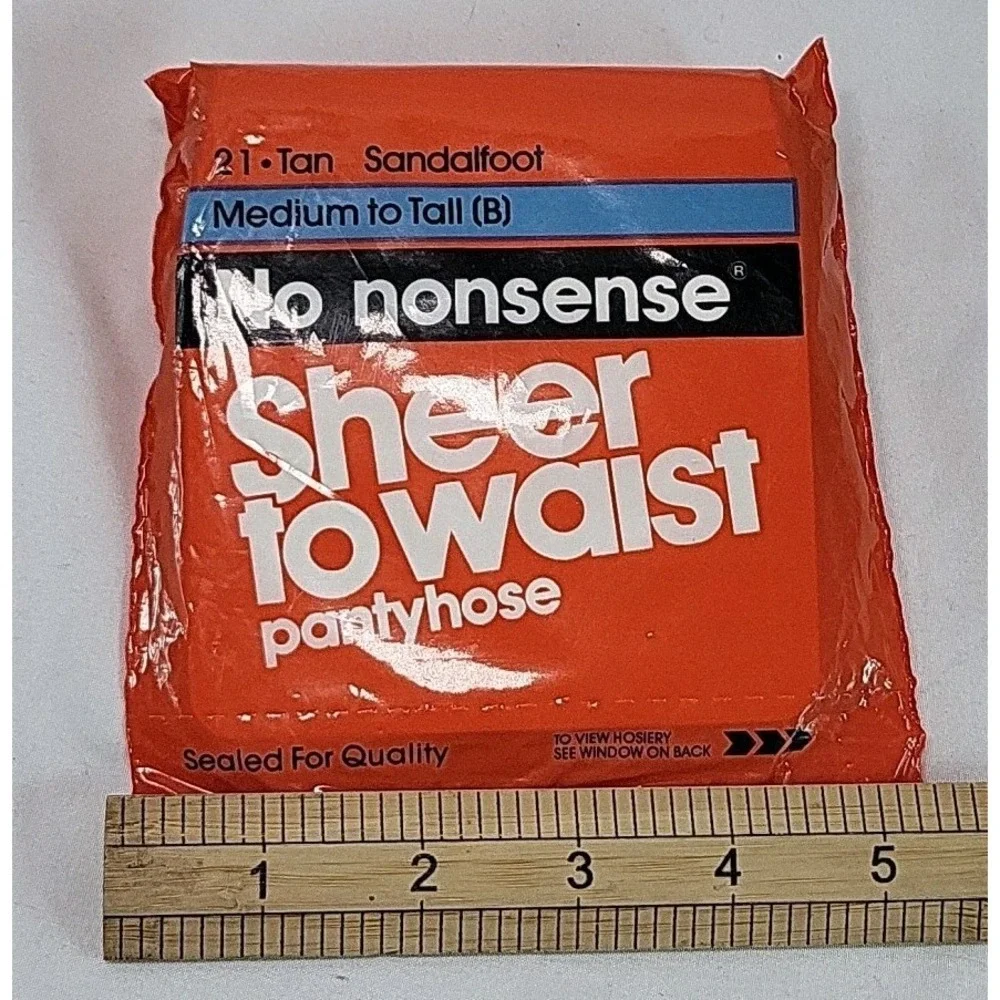 VTG No Nonsense 21 - Tan Sheer to Waist Pantyhose Size Medium to Tall B